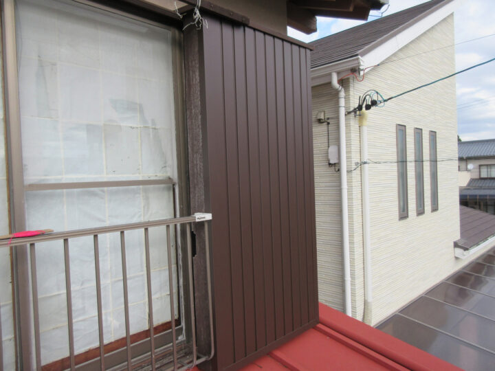 雨戸の戸箱の鏡板の補修工事施工後