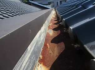 箱樋雨漏り修理工事