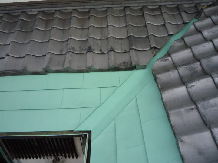 銅板腰葺き屋根の雨漏り改修工事施工後