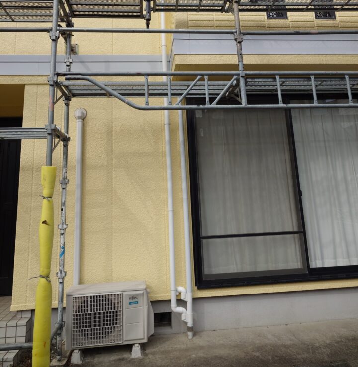 永嶋板金店 お知らせ|竪樋の取り回し変更工事の画像